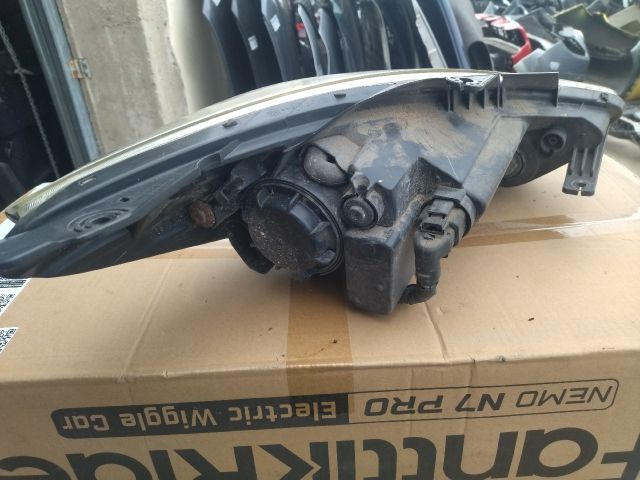 bontott HYUNDAI i10 Bal Fényszóró