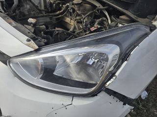 bontott HYUNDAI i10 Bal Fényszóró