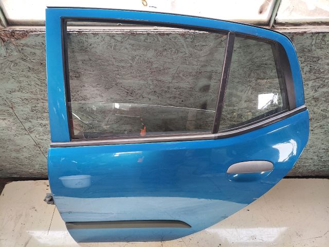 bontott HYUNDAI i10 Bal hátsó Ajtó (Részeivel)