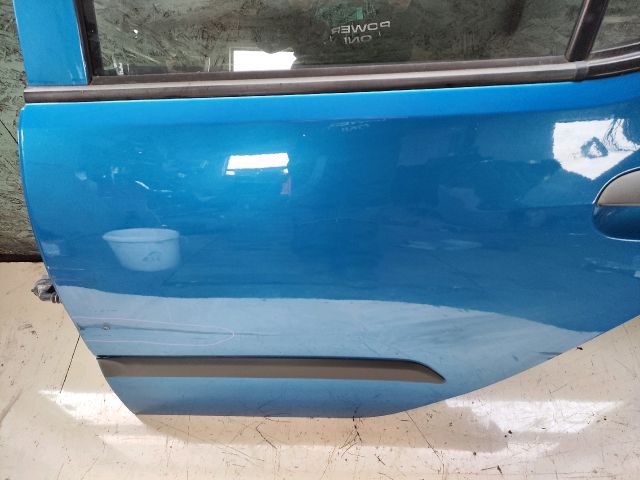 bontott HYUNDAI i10 Bal hátsó Ajtó (Részeivel)