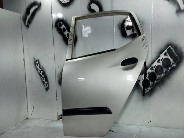 bontott HYUNDAI i10 Bal hátsó Ajtó (Üres lemez)