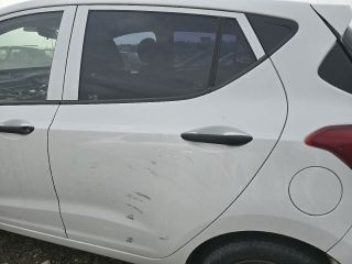 bontott HYUNDAI i10 Bal hátsó Ajtó (Üres lemez)