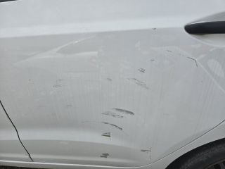 bontott HYUNDAI i10 Bal hátsó Ajtó (Üres lemez)