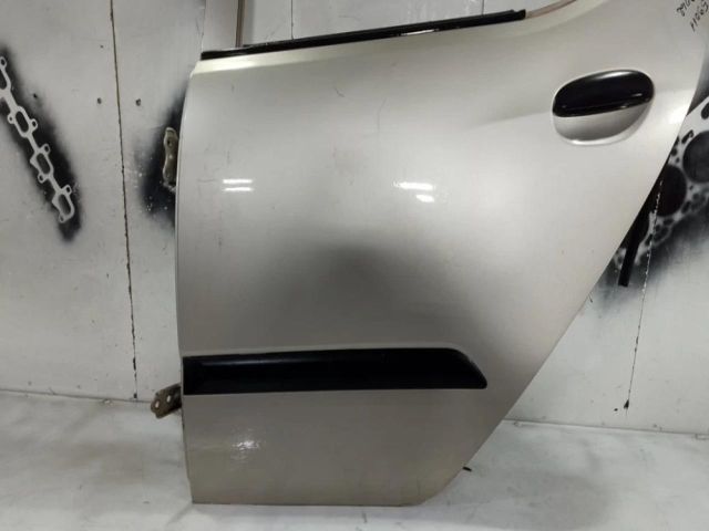 bontott HYUNDAI i10 Bal hátsó Ajtó (Üres lemez)