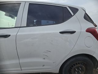 bontott HYUNDAI i10 Bal hátsó Ajtó (Üres lemez)