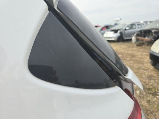 bontott HYUNDAI i10 Bal hátsó Sárvédő Szélesítő