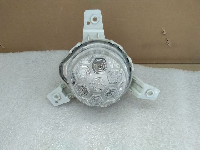 bontott HYUNDAI i10 Bal Ködfényszóró