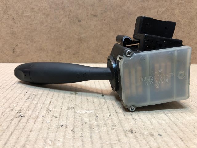 bontott HYUNDAI i10 Bal Kormánykapcsoló Irányjelző