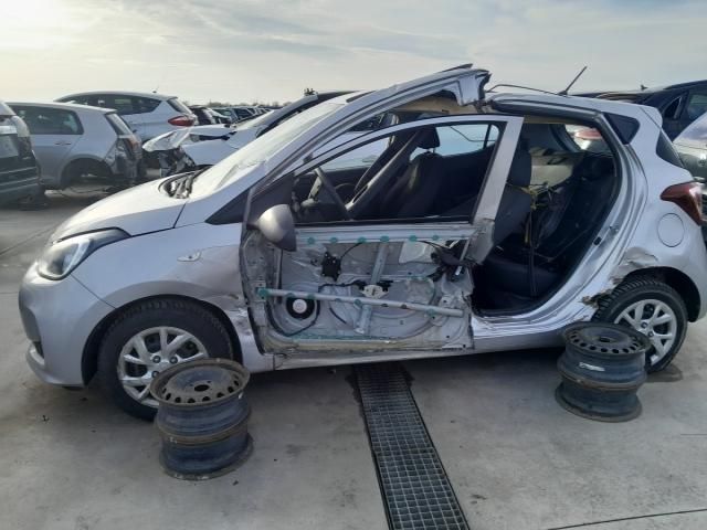 bontott HYUNDAI i10 Bal Visszapillantó Tükör (Mechanikus)