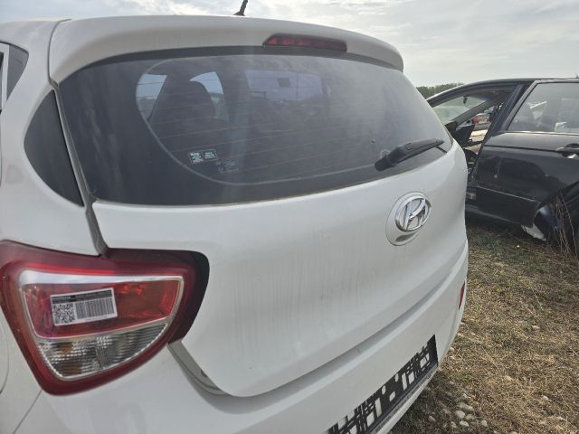 bontott HYUNDAI i10 Csomagtérajtó (Üres lemez)