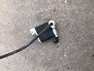 bontott HYUNDAI i10 Első Ablakmosó Szivattyú