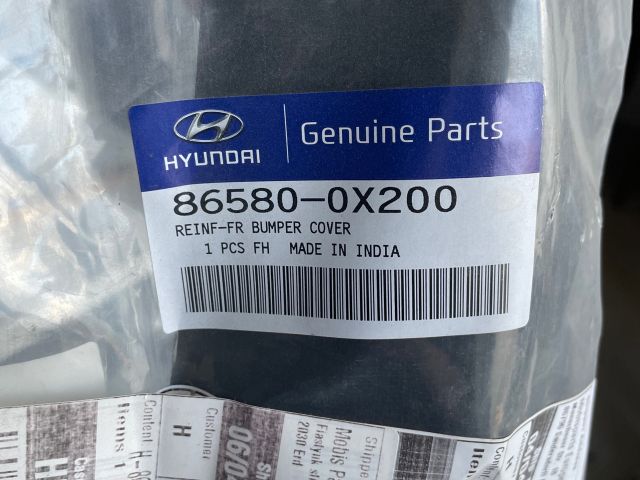 bontott HYUNDAI i10 Első Lökhárító Alsó Középső Díszrács