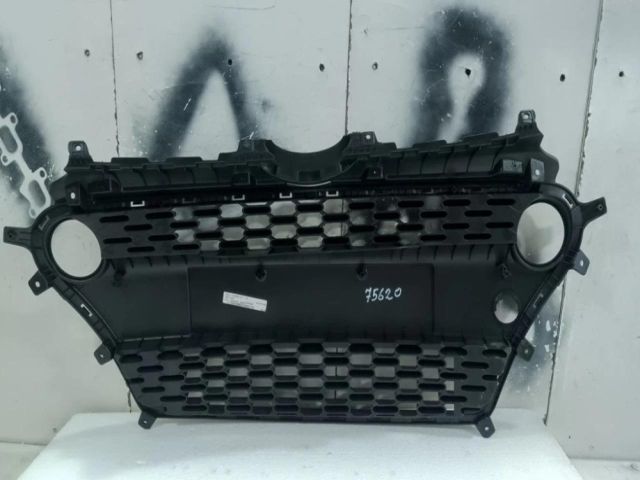 bontott HYUNDAI i10 Első Lökhárító Alsó Középső Díszrács