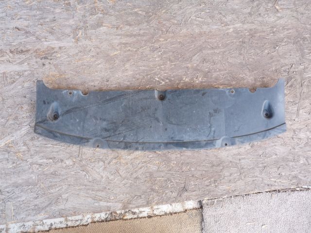 bontott HYUNDAI i10 Első Lökhárító Alsó (Műanyag)