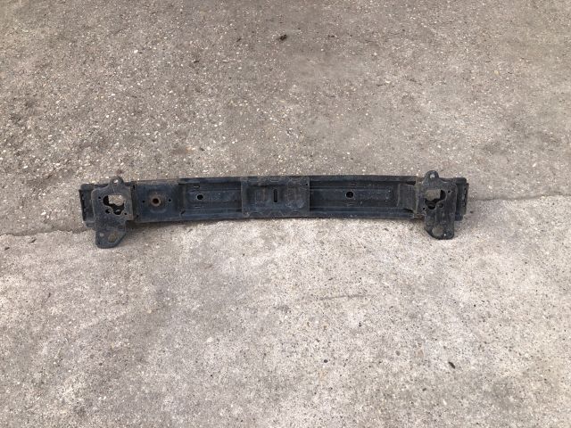 bontott HYUNDAI i10 Első Lökhárító Merevítő (Fém)