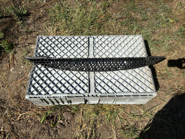 bontott HYUNDAI i10 Első Lökhárító Merevítő (Fém)