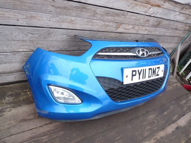 bontott HYUNDAI i10 Első Lökhárító (Részeivel)