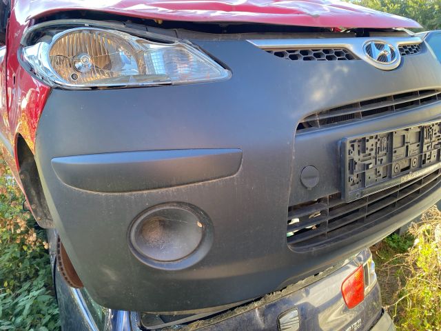 bontott HYUNDAI i10 Első Lökhárító (Részeivel)