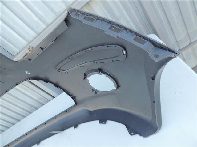 bontott HYUNDAI i10 Első Lökhárító (Üresen)