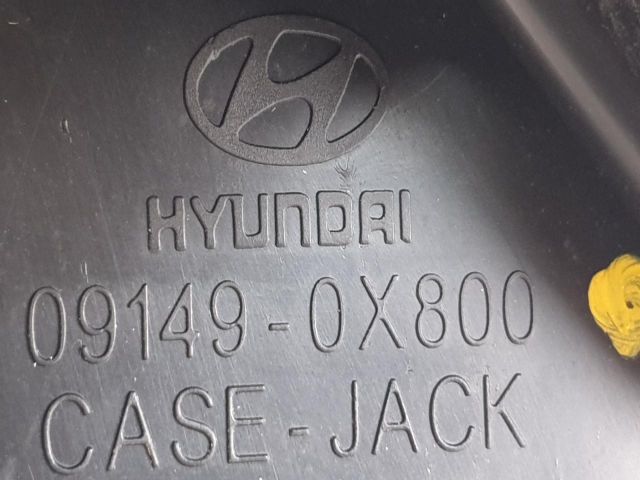 bontott HYUNDAI i10 Emelő