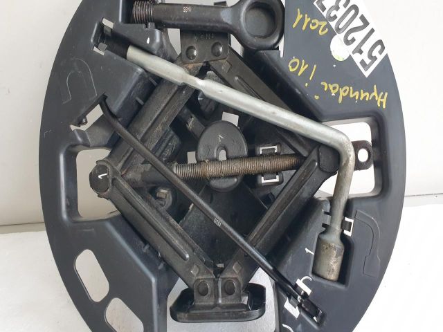 bontott HYUNDAI i10 Emelő