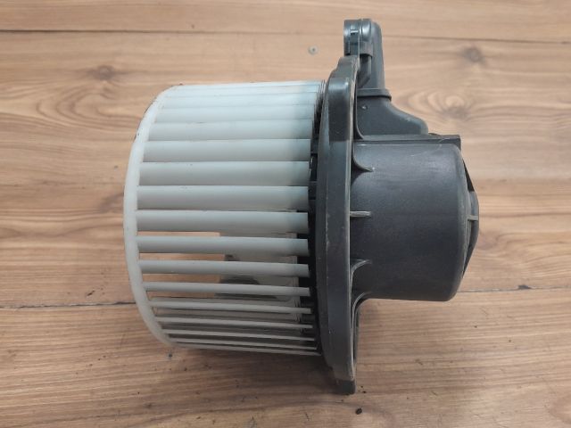 bontott HYUNDAI i10 Fűtőmotor (Nem klímás)