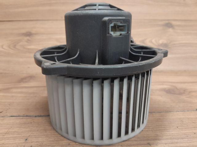 bontott HYUNDAI i10 Fűtőmotor (Nem klímás)