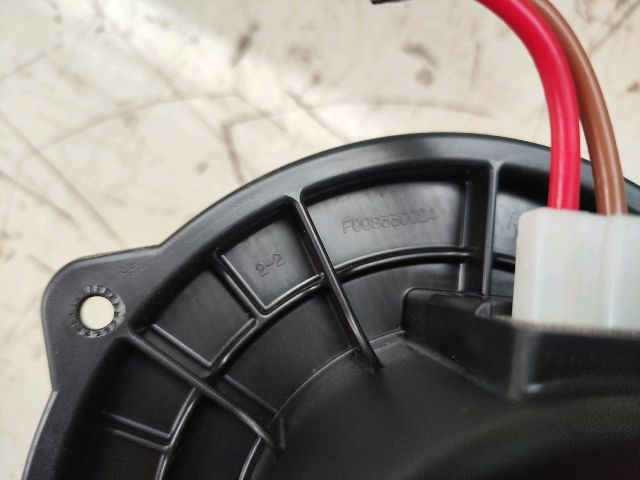 bontott HYUNDAI i10 Fűtőmotor (Nem klímás)