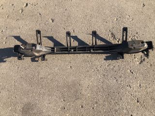 bontott HYUNDAI i10 Hátsó Lökhárító Merevítő (Fém)