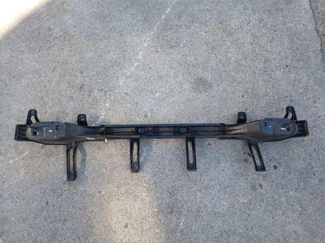 bontott HYUNDAI i10 Hátsó Lökhárító Merevítő (Fém)