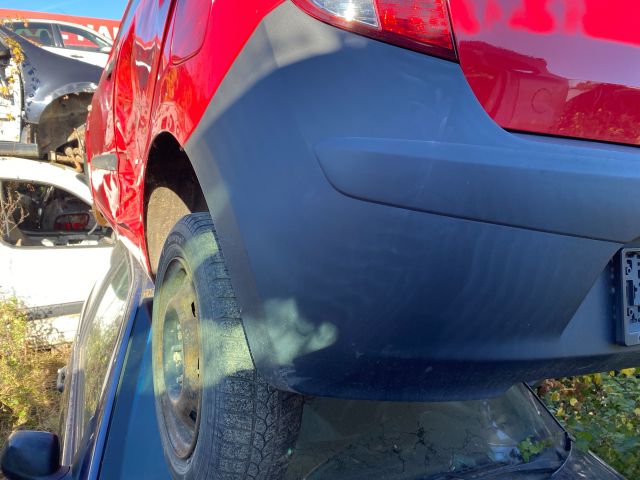 bontott HYUNDAI i10 Hátsó Lökhárító (Részeivel)