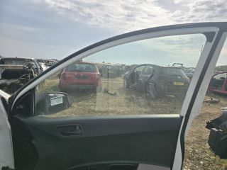 bontott HYUNDAI i10 Jobb első Ablak