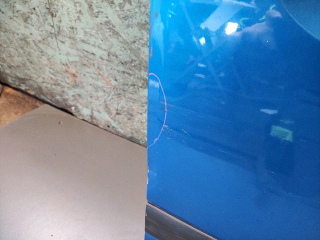 bontott HYUNDAI i10 Jobb első Ajtó (Részeivel)