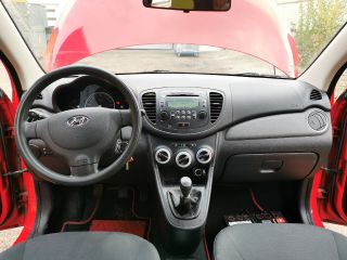 bontott HYUNDAI i10 Jobb első Ajtóhatároló