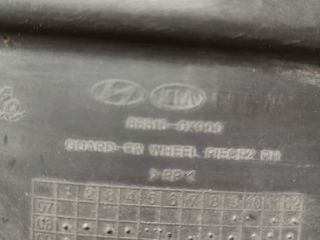 bontott HYUNDAI i10 Jobb első Dobbetét (Kerékjárati, Műanyag)