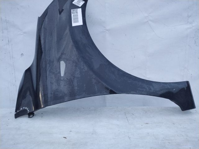 bontott HYUNDAI i10 Jobb első Sárvédő