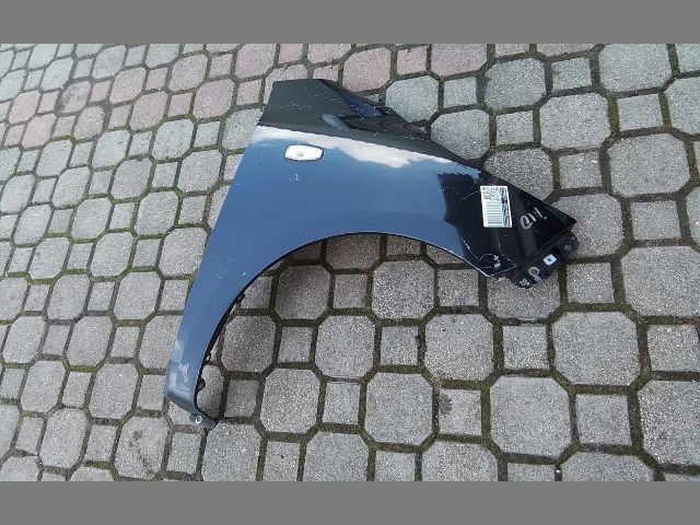 bontott HYUNDAI i10 Jobb első Sárvédő