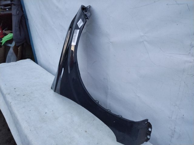 bontott HYUNDAI i10 Jobb első Sárvédő