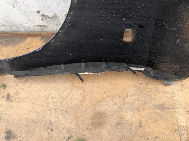 bontott HYUNDAI i10 Jobb első Sárvédő