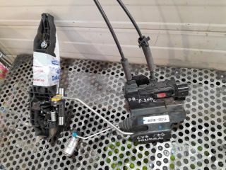 bontott HYUNDAI i10 Jobb első Zsanér