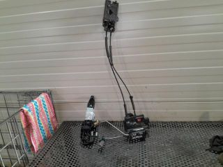 bontott HYUNDAI i10 Jobb első Zsanér