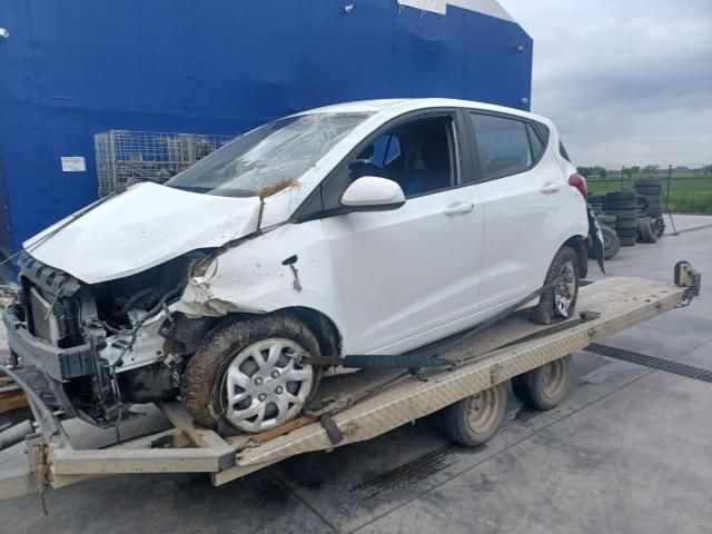 bontott HYUNDAI i10 Jobb első Zsanér