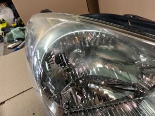 bontott HYUNDAI i10 Jobb Fényszóró