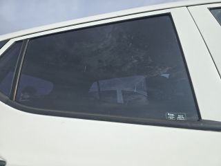 bontott HYUNDAI i10 Jobb hátsó Ablak