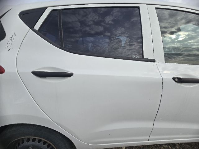 bontott HYUNDAI i10 Jobb hátsó Ajtó (Üres lemez)