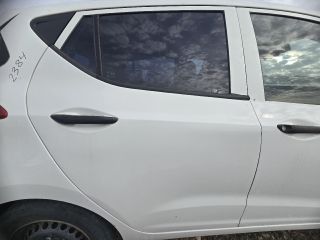 bontott HYUNDAI i10 Jobb hátsó Ajtó (Üres lemez)