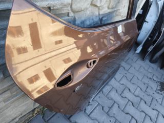 bontott HYUNDAI i10 Jobb hátsó Ajtó (Üres lemez)