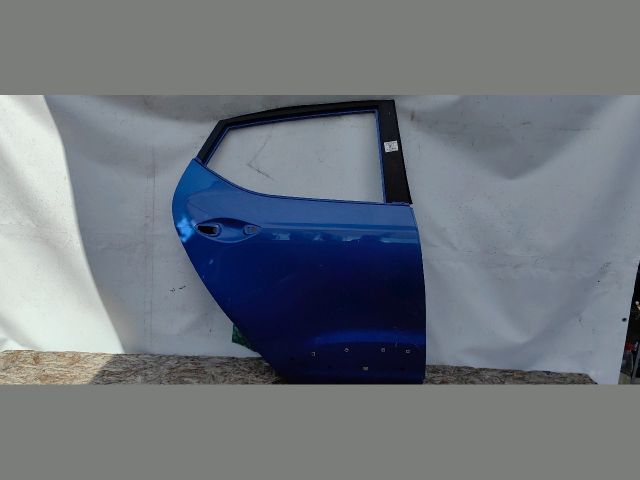 bontott HYUNDAI i10 Jobb hátsó Ajtó (Üres lemez)