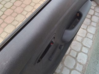 bontott HYUNDAI i10 Jobb hátsó Fixüveg (Ajtóban)