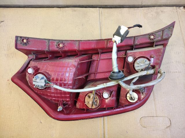 bontott HYUNDAI i10 Jobb Hátsó Lámpa